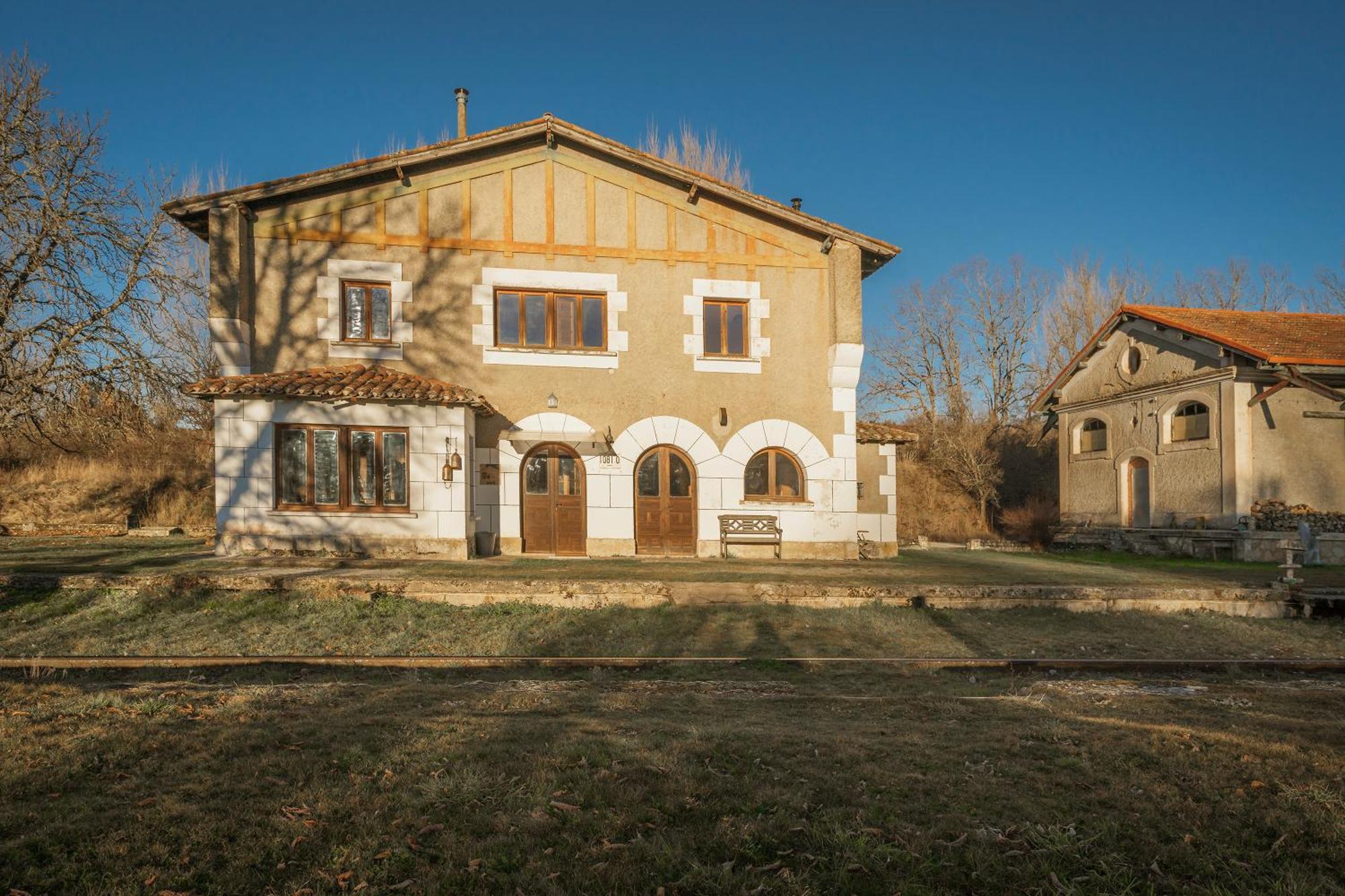 Pensjonat La Estacion De Rabanera Rabanera del Pinar Zewnętrze zdjęcie