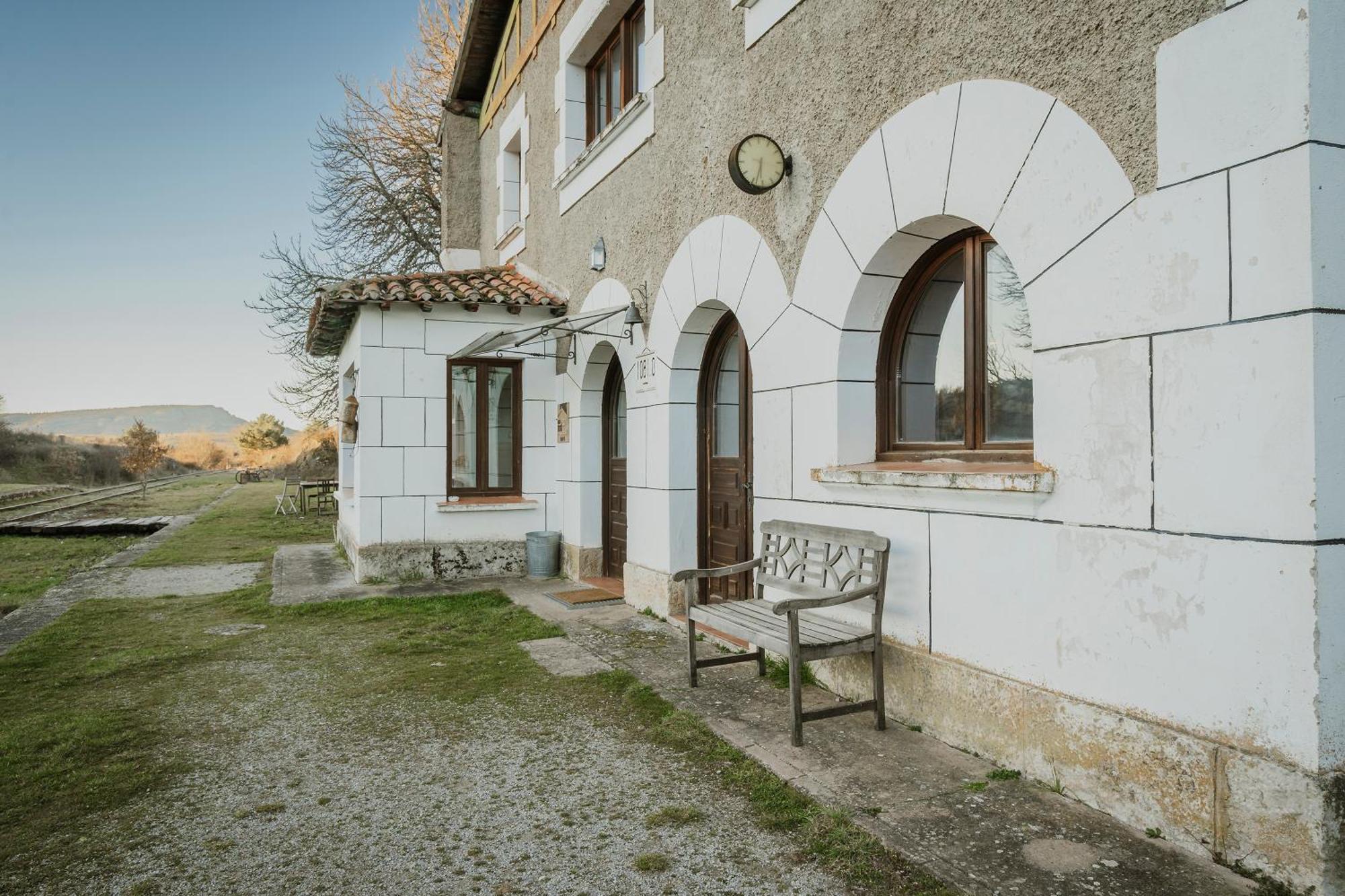 Pensjonat La Estacion De Rabanera Rabanera del Pinar Zewnętrze zdjęcie